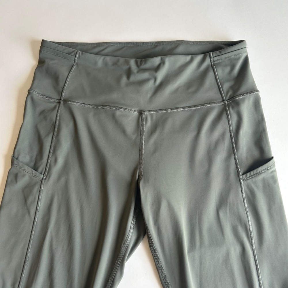 lululemon athletica Green Leggings - Picture 4 of 16